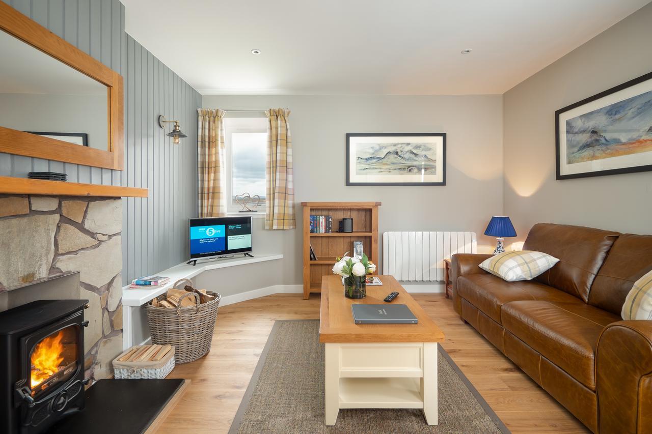Highland Holiday Cottages Ньютонмор Екстер'єр фото